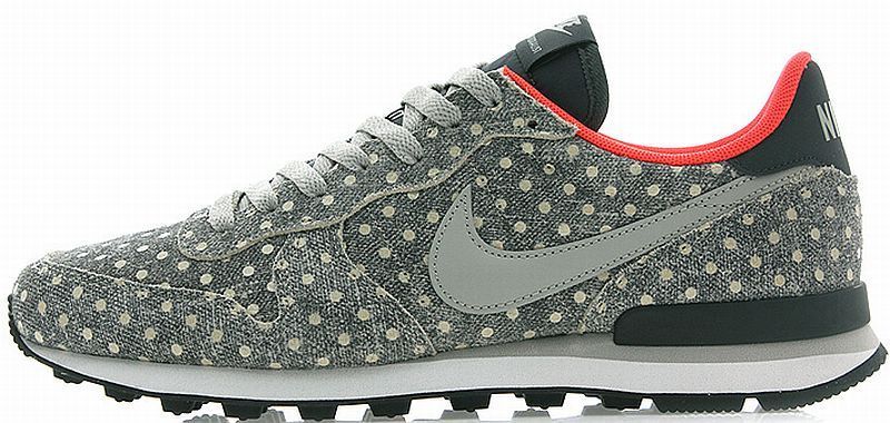 ebay nike internationalist